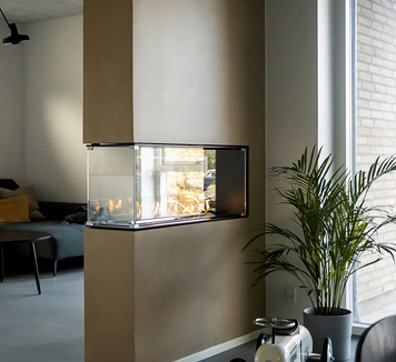 Montreal Séparateur de pièce dans un salon moderne Brûleur bioéthanol Montreal Séparateur de pièce dans un salon moderne en revêtement marron