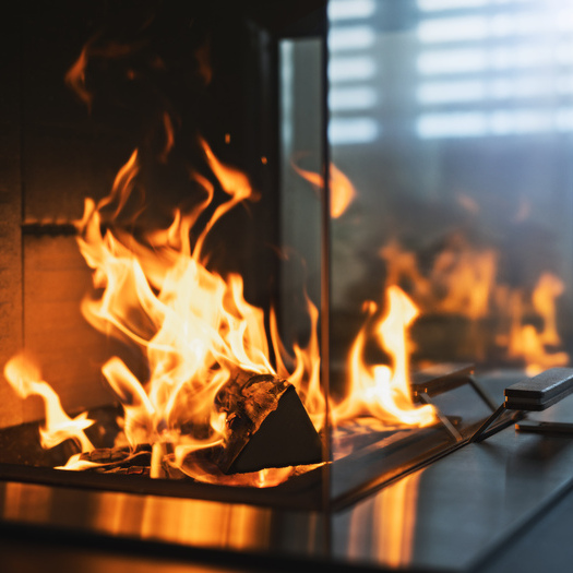 VISIO UNIQ Der Holz-Kaminofen VISIO UNIQ bietet  einwandfreie Feuersicht.